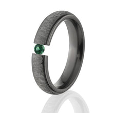 5mm Black Zirconium, Tension Set, Emerald, Tree Bark