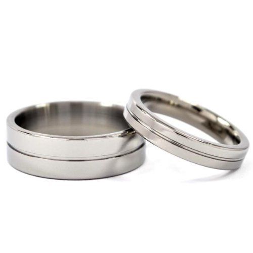 New His and Her's Matching Titanium Wedding Ring Set