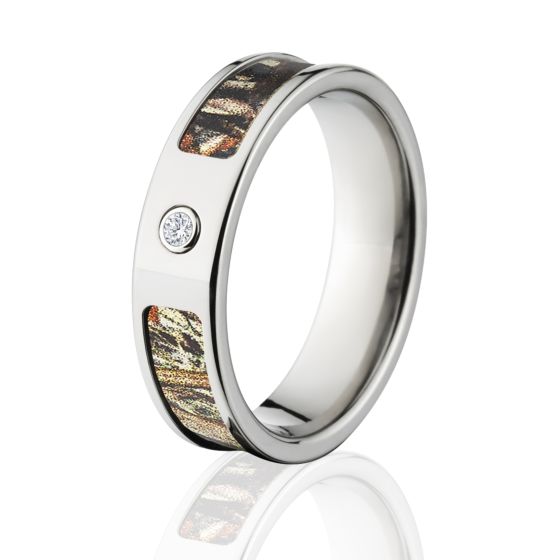 Mossy Oak Duck Blind Camo Rings, Camouflage Wedding Bands, Duck Blind Titanium Camo ring w/ Diamond