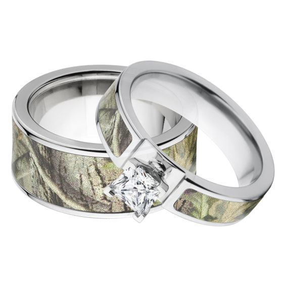 Outdoor His and Her's RealTree AP Green Camo Wedding Rings